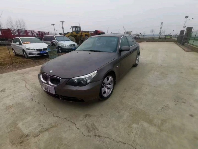 保定09年宝马5系1