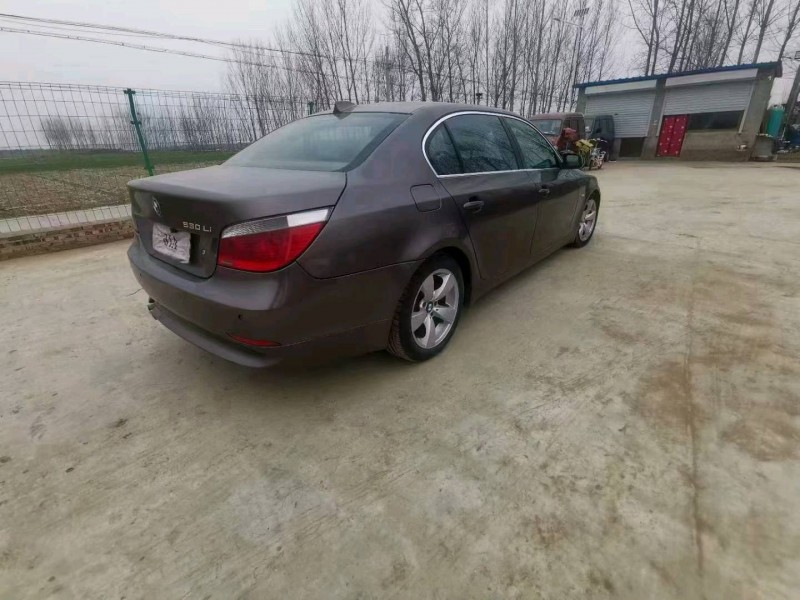 保定09年宝马5系5