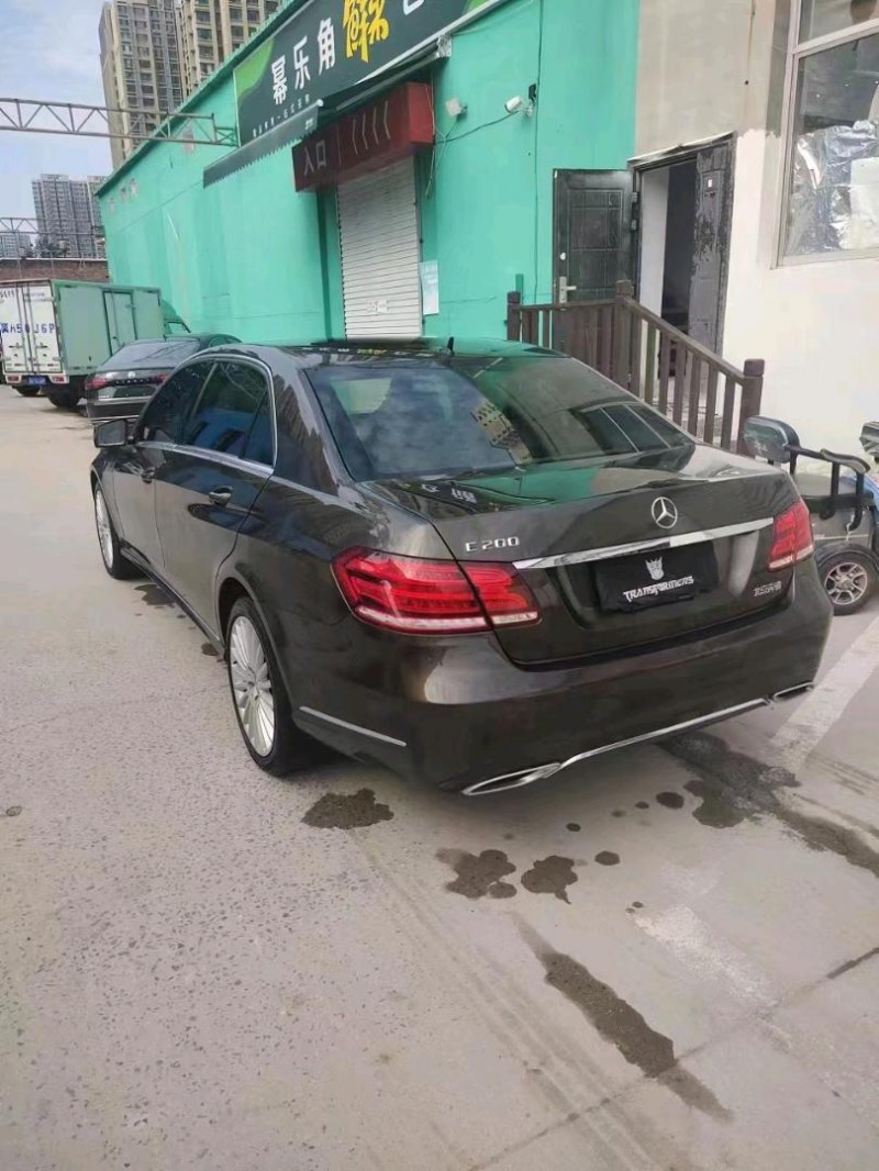 邢台15年奔驰E8