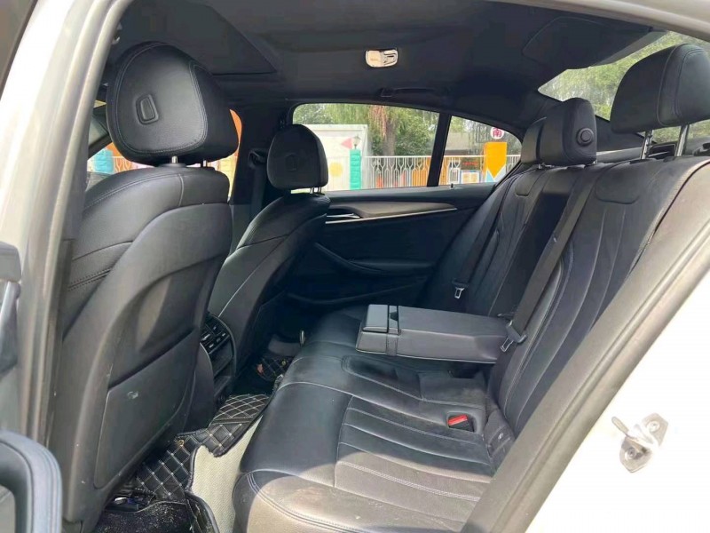 北京19年宝马5系7