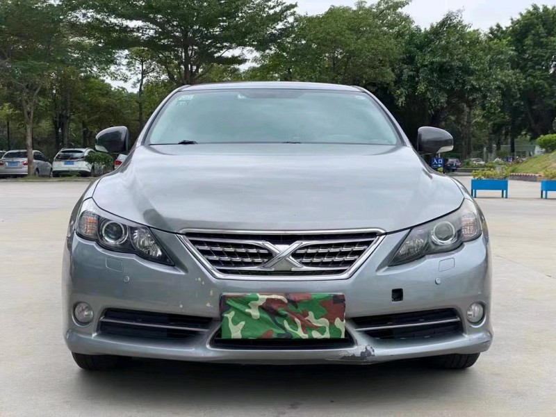 东莞13年丰田锐志1