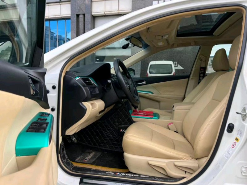 东莞15年丰田凯美瑞7