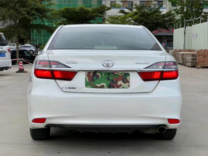 东莞15年丰田凯美瑞9