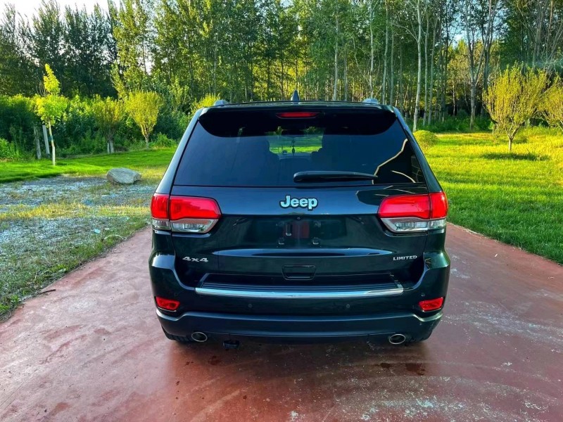 東營14年Jeep大切諾基9