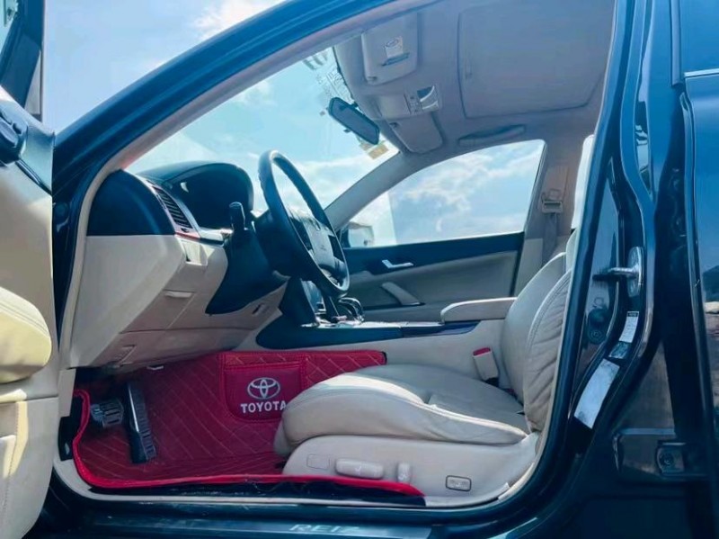 东莞10年丰田锐志5