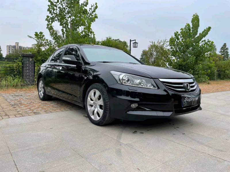 徐州12年本田雅阁2