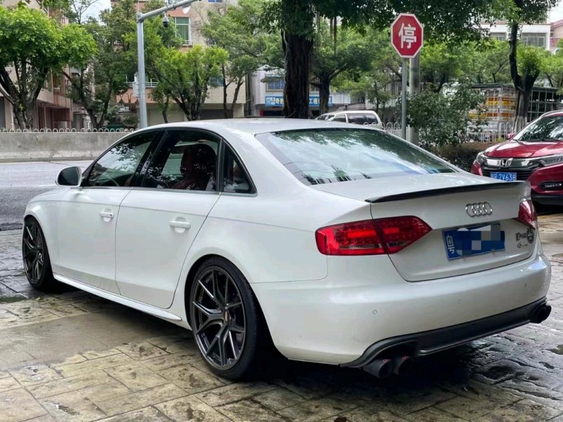 广州12年奥迪A4L7