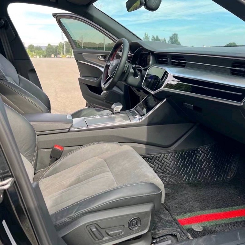 济宁21年奥迪A68