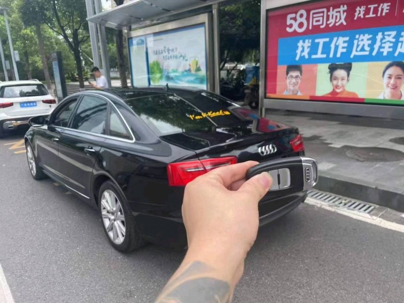 重慶16年奧迪A6L8