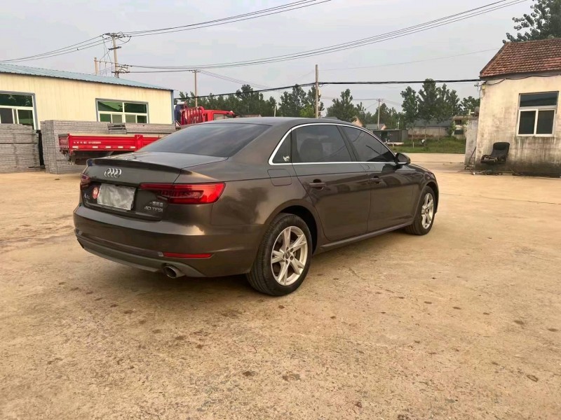 徐州17年奥迪A4L8