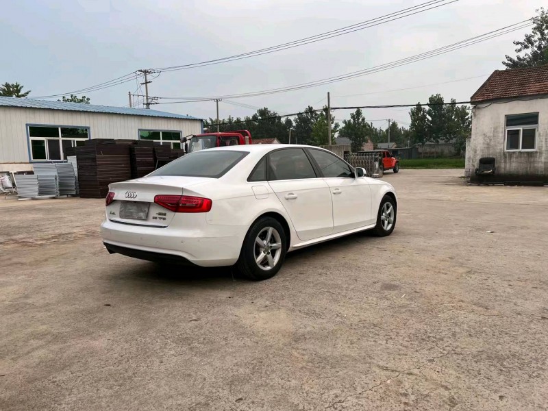 徐州13年奥迪A4L8