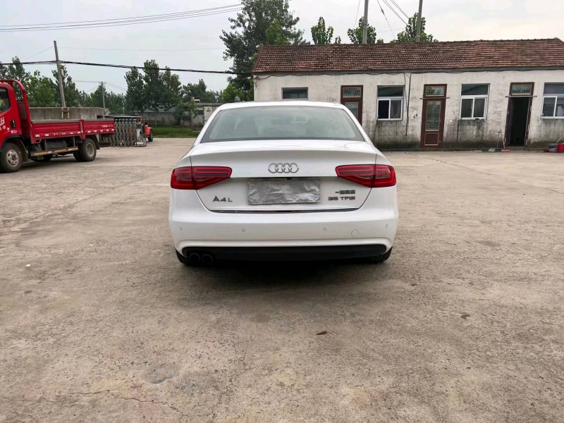 徐州13年奥迪A4L9