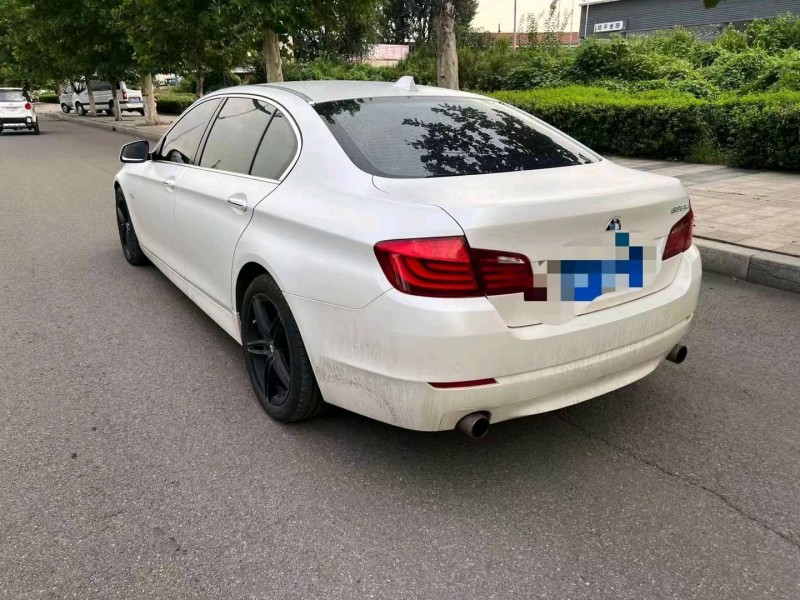 东营11年宝马5系3