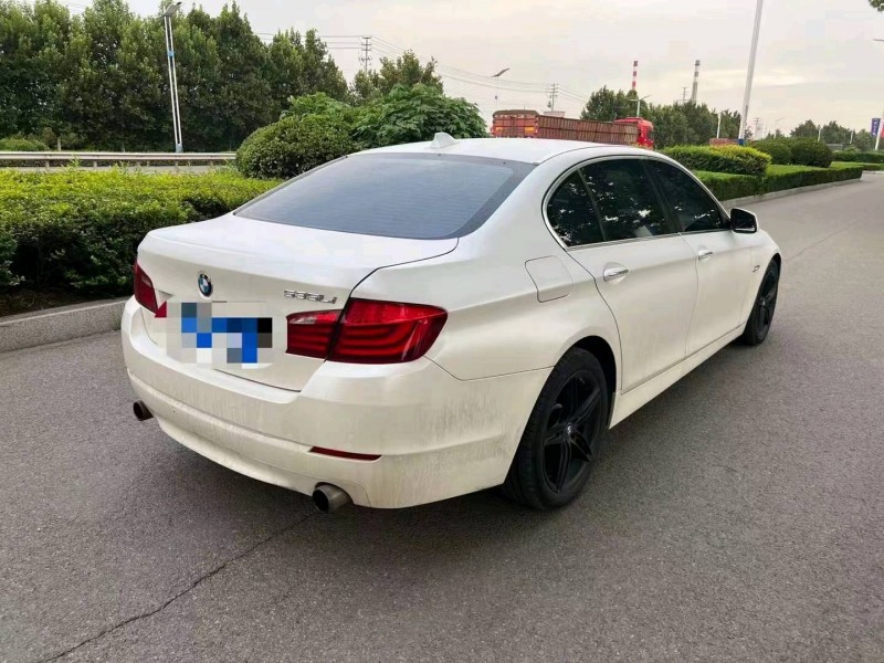 东营11年宝马5系6