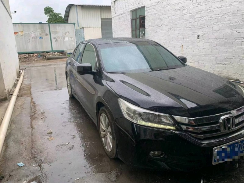 广州14年本田雅阁7