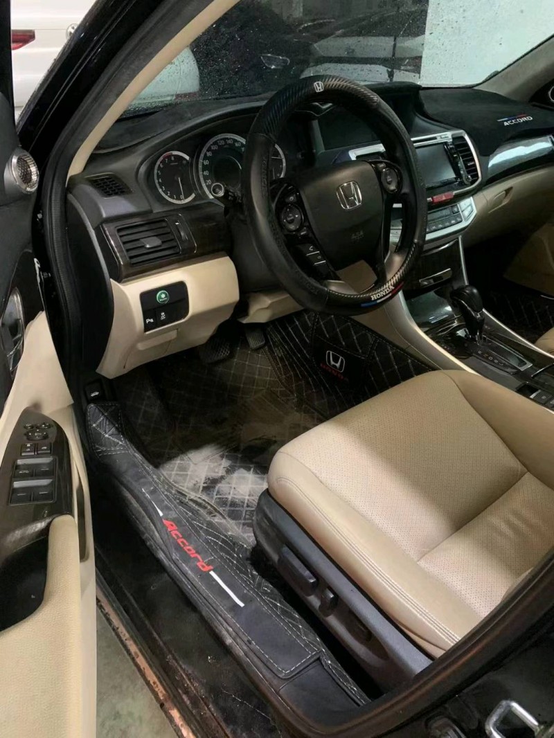 广州14年本田雅阁4