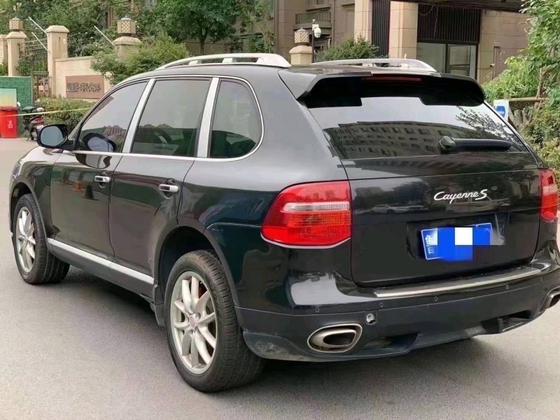 潍坊07年保时捷卡宴4