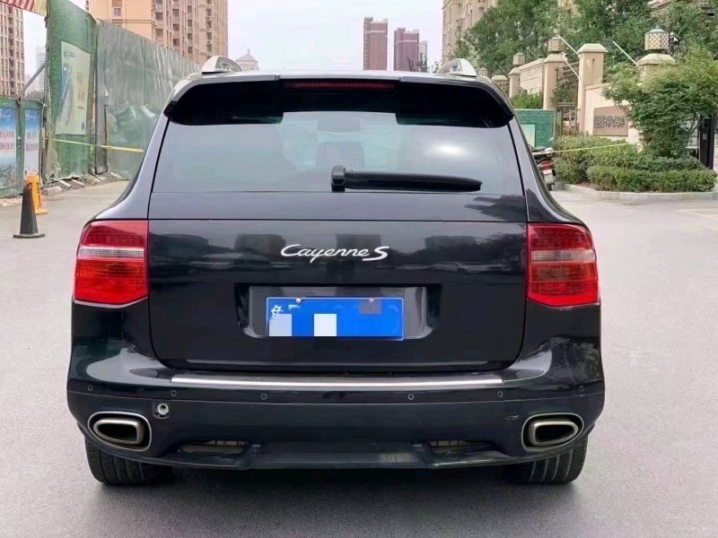 潍坊07年保时捷卡宴9