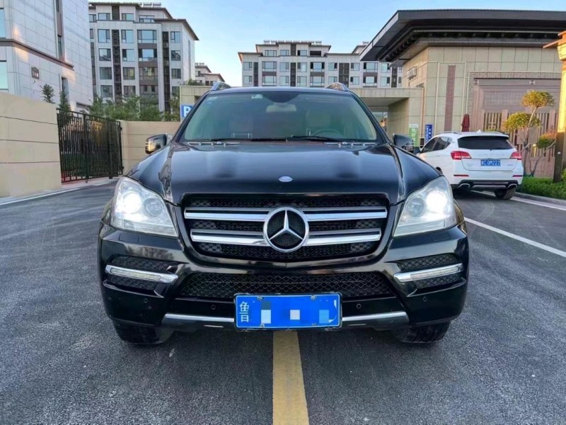 东营12年奔驰GL9