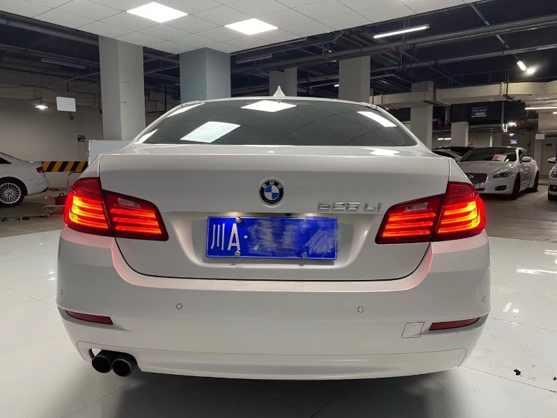 成都14年宝马5系7