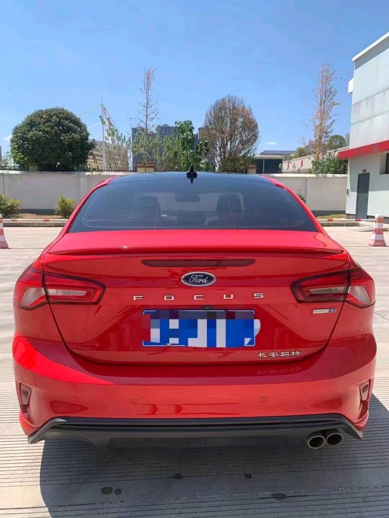 邵阳20年福特福克斯3