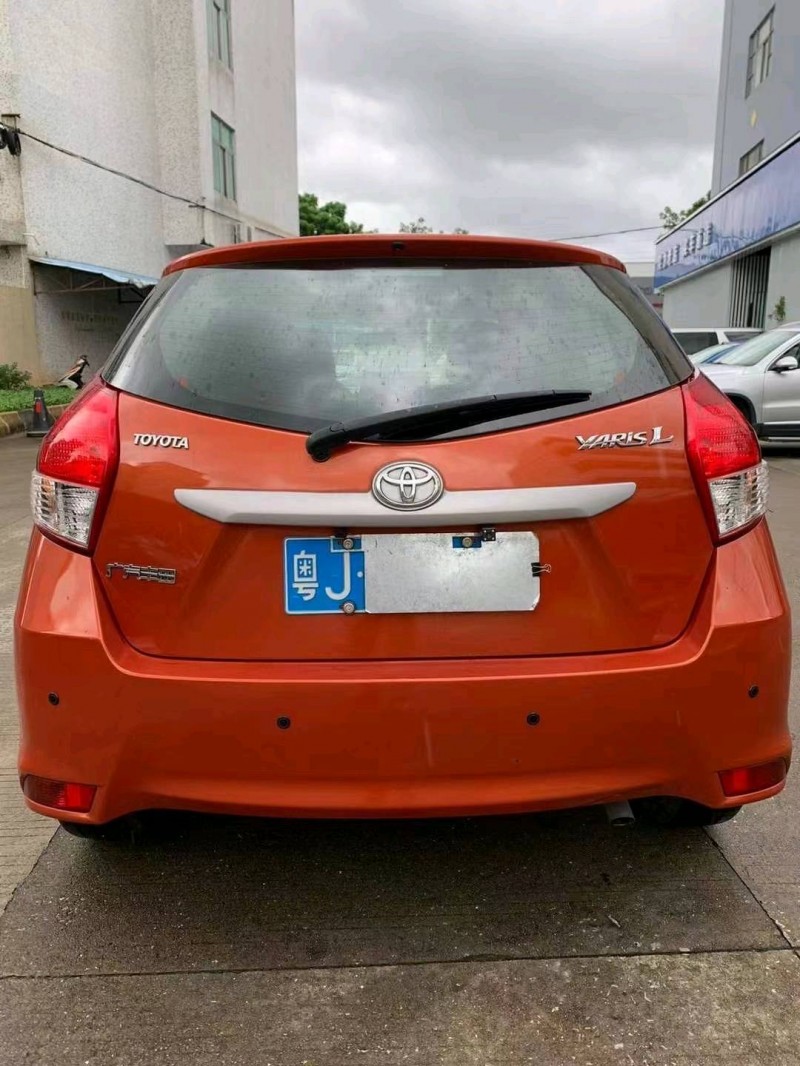 中山16年丰田YARiS L 致炫4