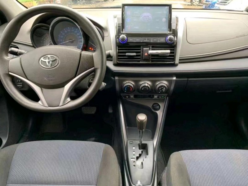 中山16年丰田YARiS L 致炫8