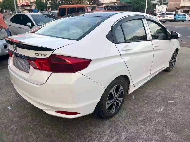 邵阳16年本田锋范7