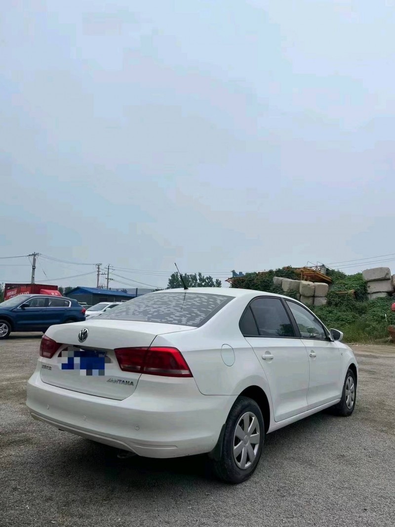 北京16年大众桑塔纳9