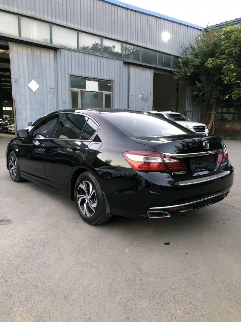 沈阳17年本田雅阁4