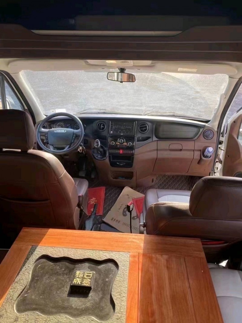 沈阳19年依维柯房车3