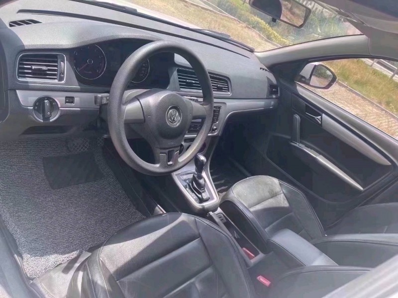 北京14年大众朗行8