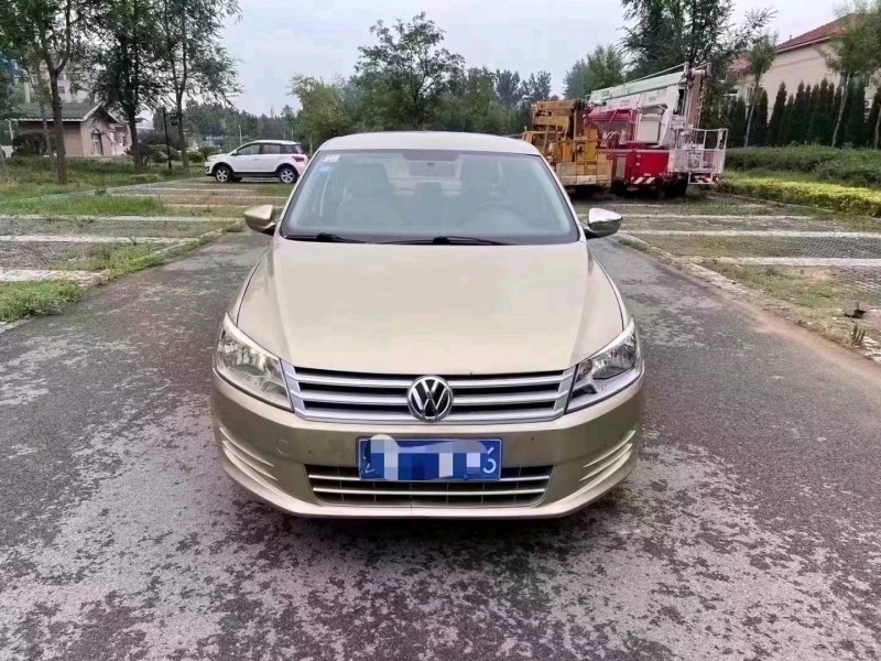 北京14年大众桑塔纳1