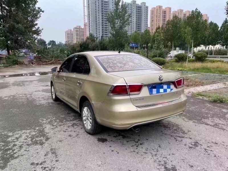 北京14年大众桑塔纳4