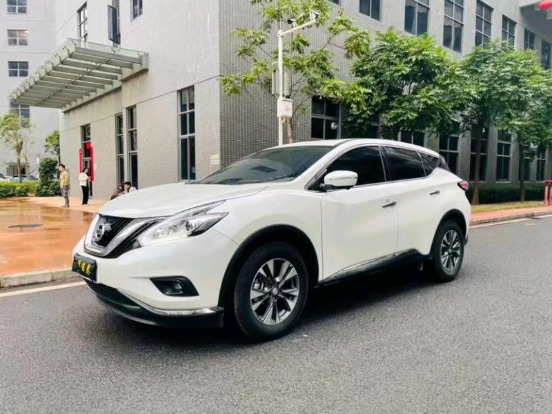 东莞21年日产楼兰2