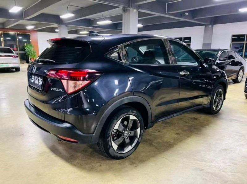 东莞17年本田缤智7