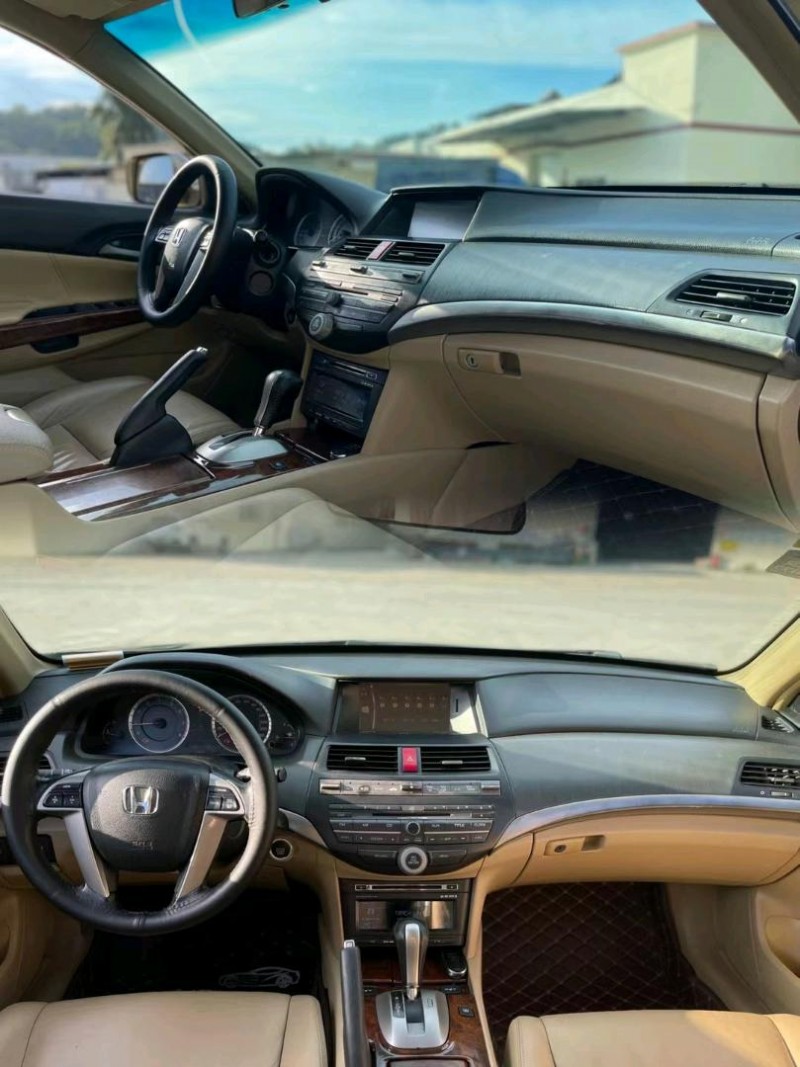 东莞11年本田雅阁4