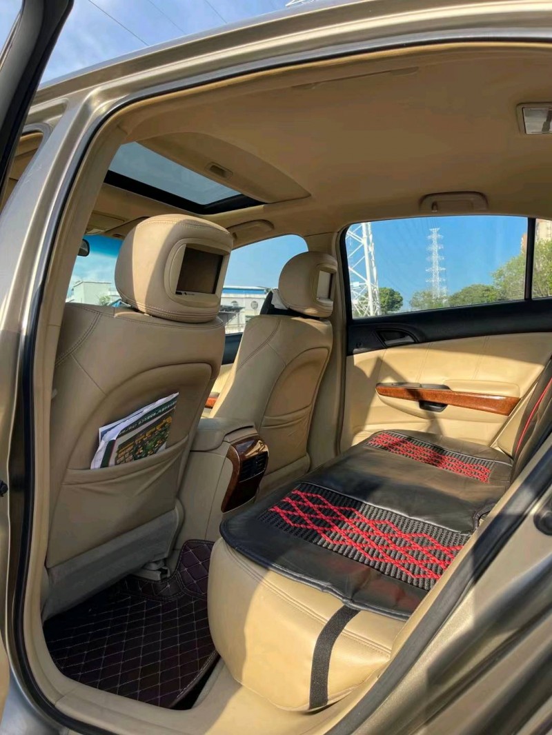 东莞11年本田雅阁5