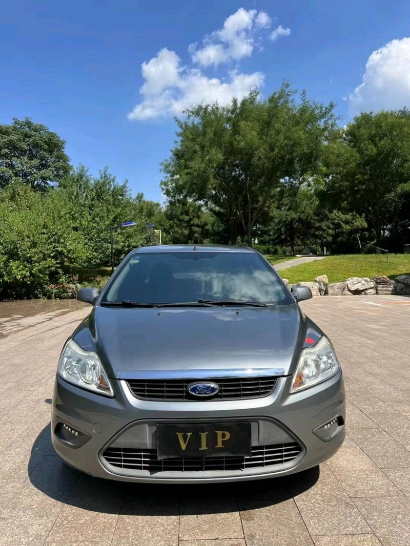 邢台13年福特福克斯1