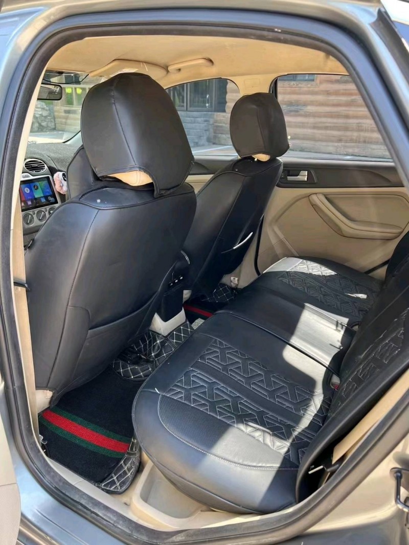 邢台13年福特福克斯7