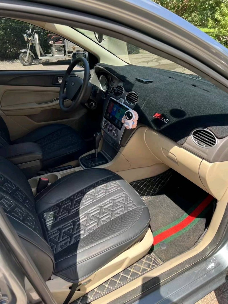 邢台13年福特福克斯8