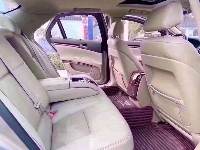 潍坊13年凯迪拉克赛威5