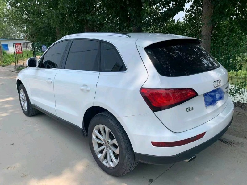 保定16年奥迪Q58