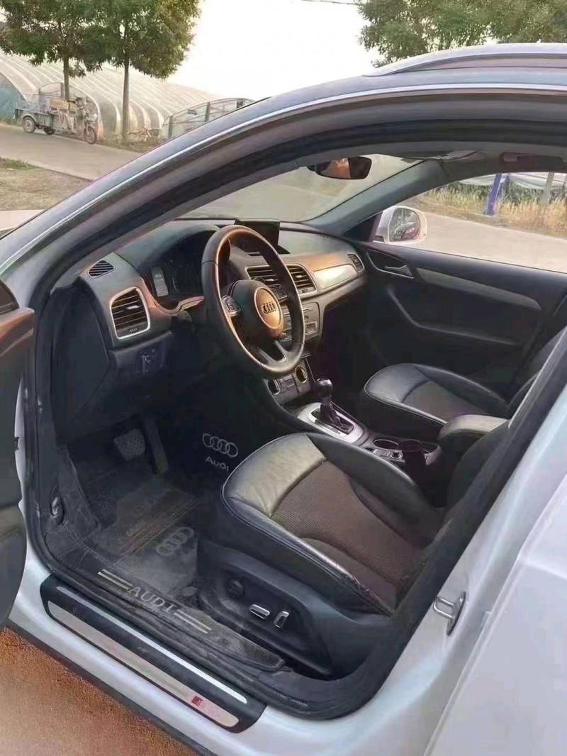 济宁19年奥迪Q33