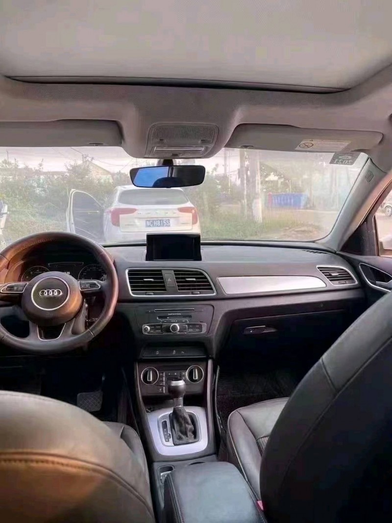 济宁19年奥迪Q35