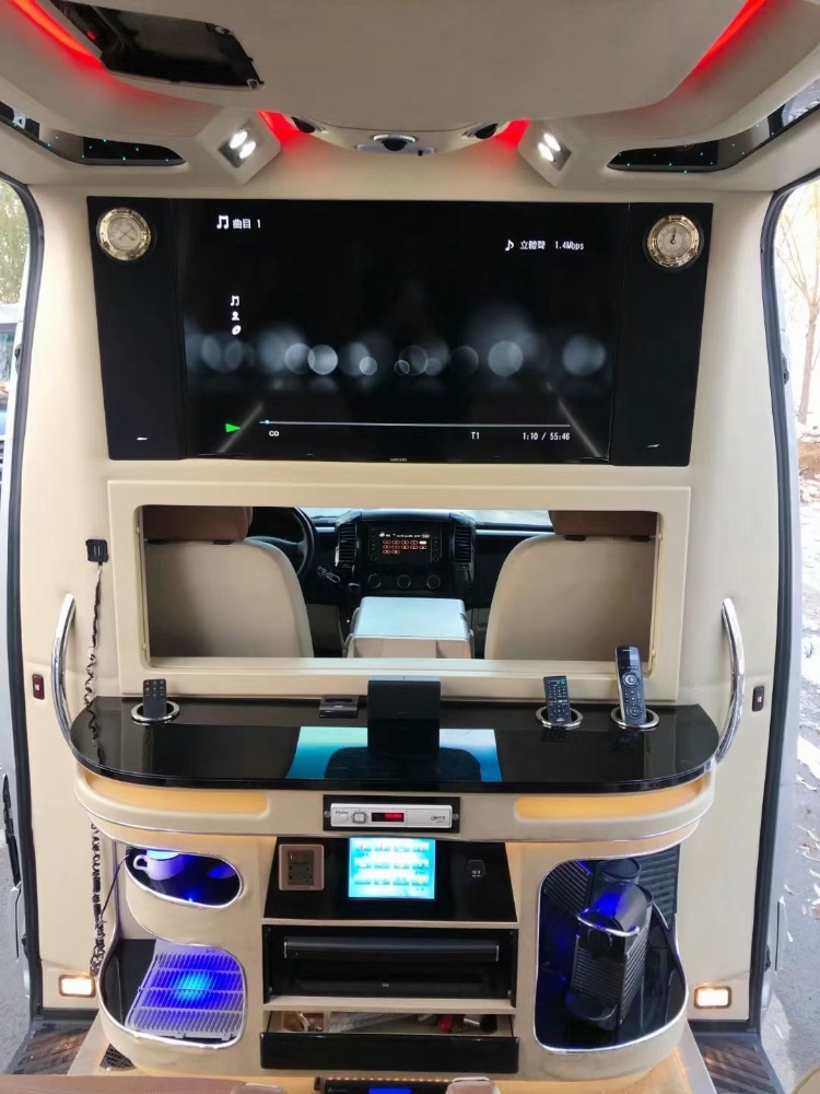 沈阳15年奔驰斯宾特1