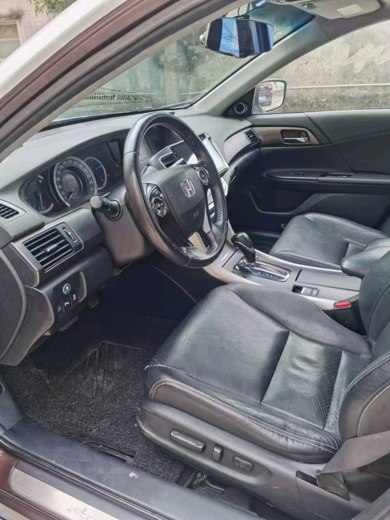 广州15年本田雅阁7