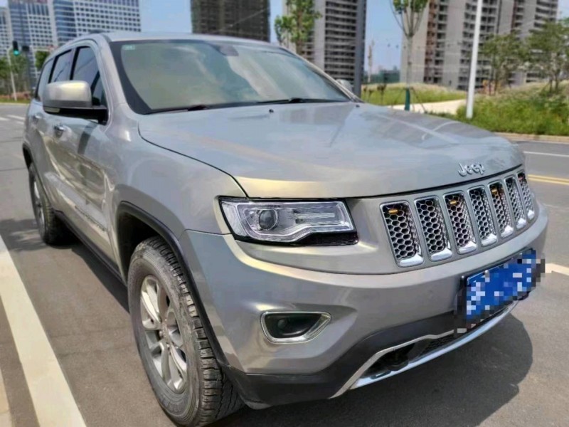 北京14年Jeep大切諾基3