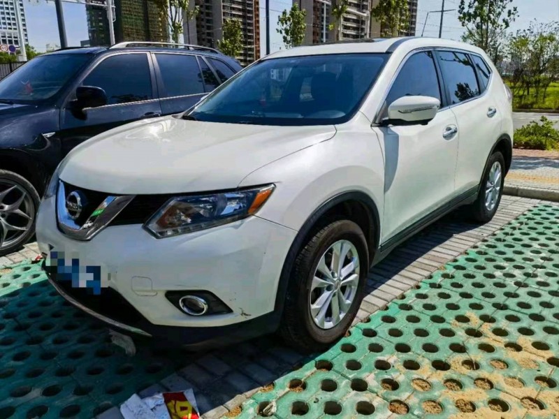 北京15年日产奇骏2