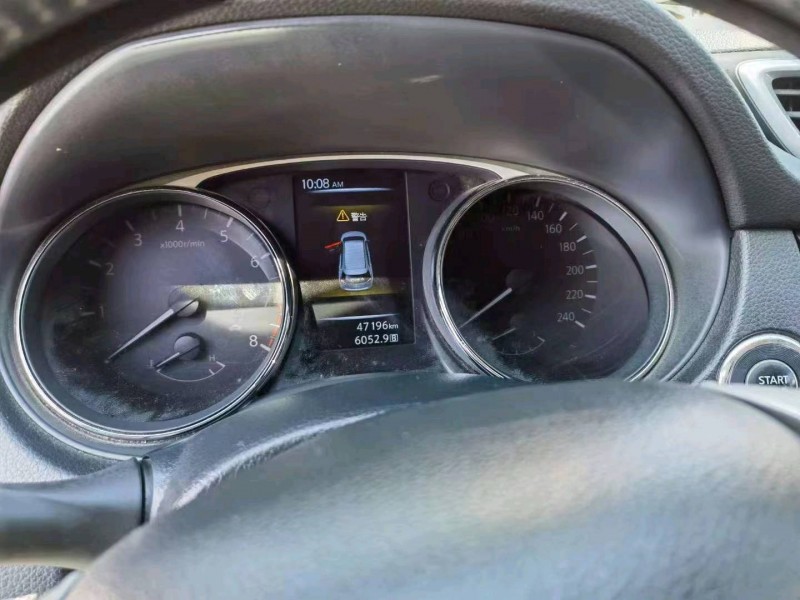 北京15年日产奇骏4